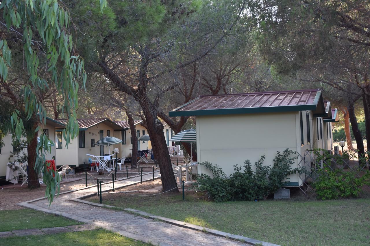 Camping Baia Paradiso Badesi Eksteriør bilde